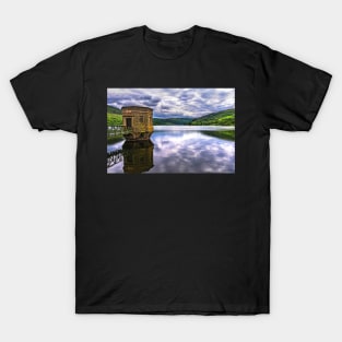 The Brecon Beacons From Talybont Dam T-Shirt